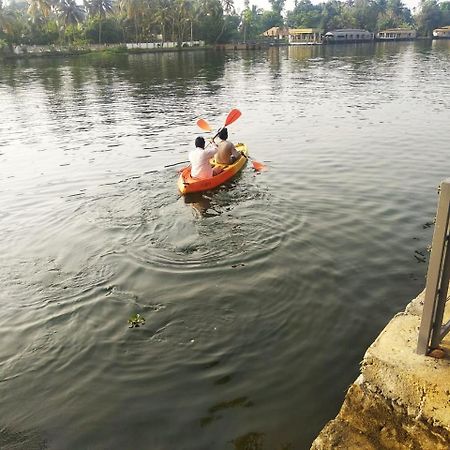 Water'S Edge Villas Alappuzha Dış mekan fotoğraf